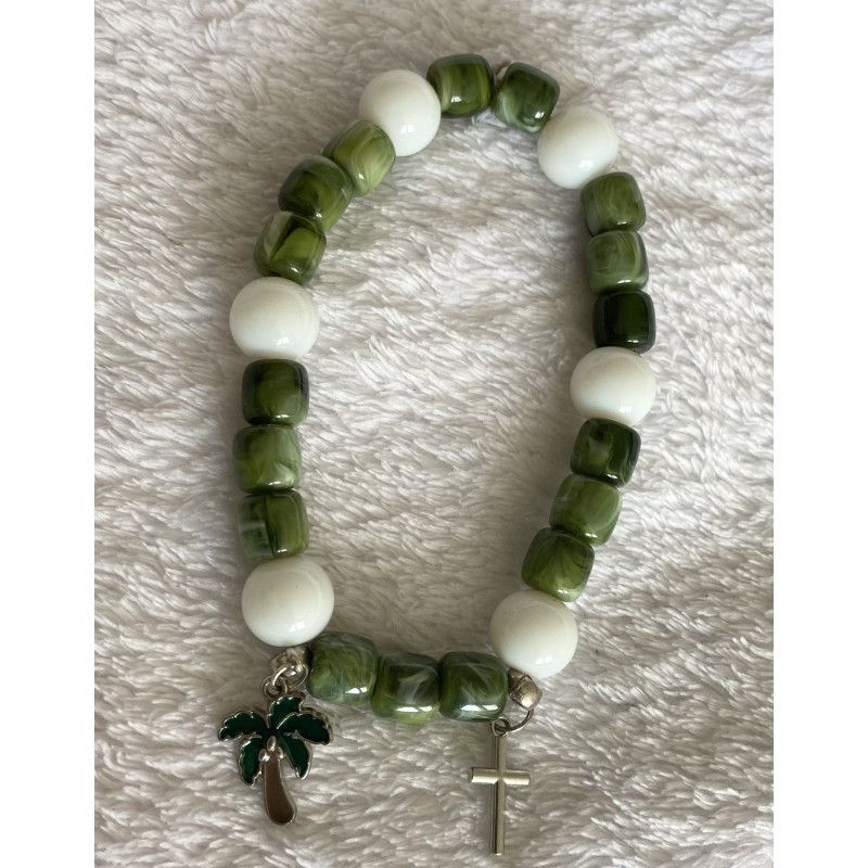 White/Green pearl bracelet