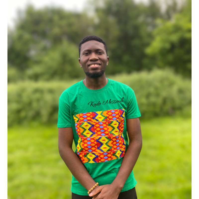 Green T-shirt 100% Cotton with a Touch of Wax at the Front